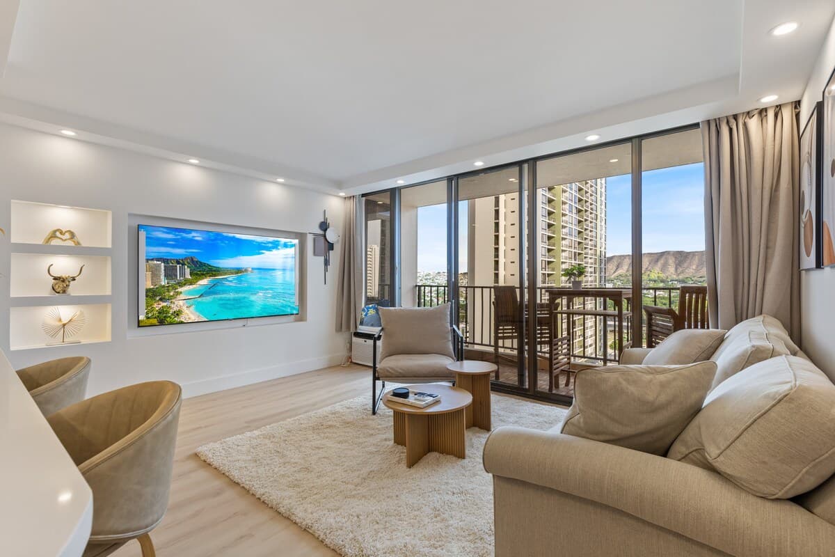 Hotel in Honolulu · ★4.71 · 1 bedroom · 3 beds · 1 private bath - Photo 5