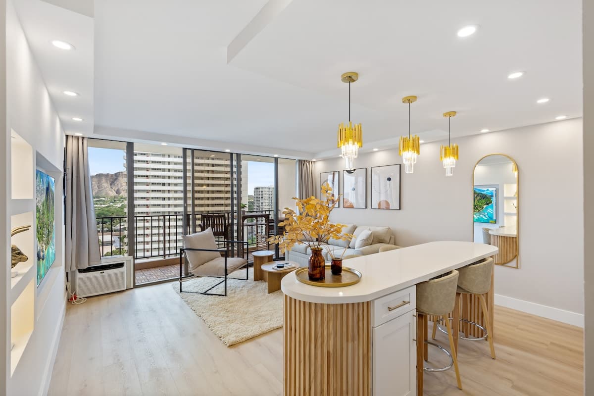 Hotel in Honolulu · ★4.71 · 1 bedroom · 3 beds · 1 private bath - Photo 1