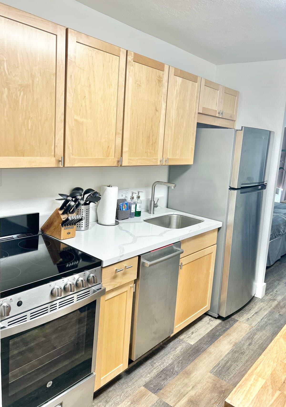 Across from Beach, Clean Condo with Pool & BBQ! - Photo 4