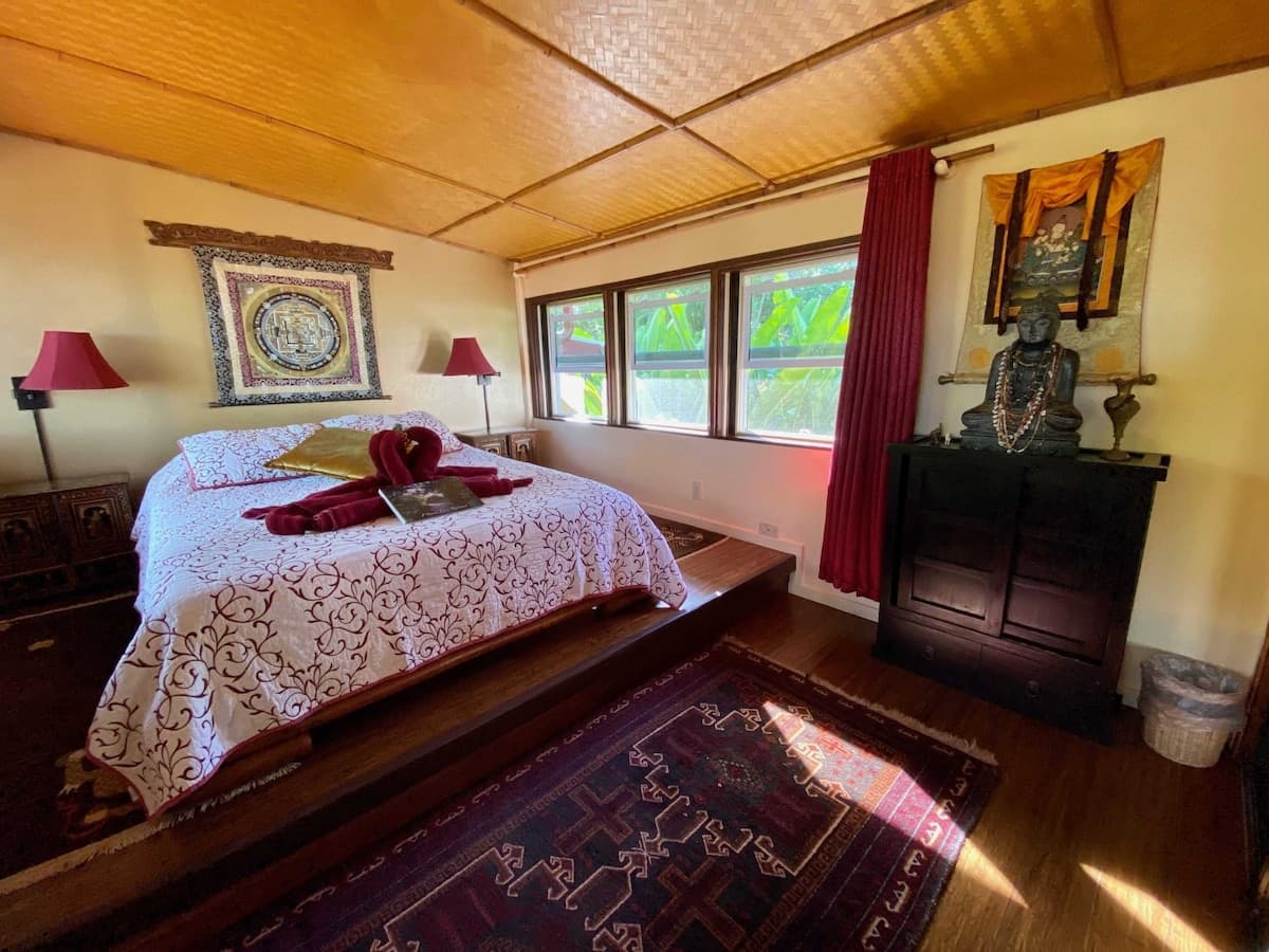 Maui Eco Retreat: Ocean, Waterfalls, Scenic Trails - Photo 1