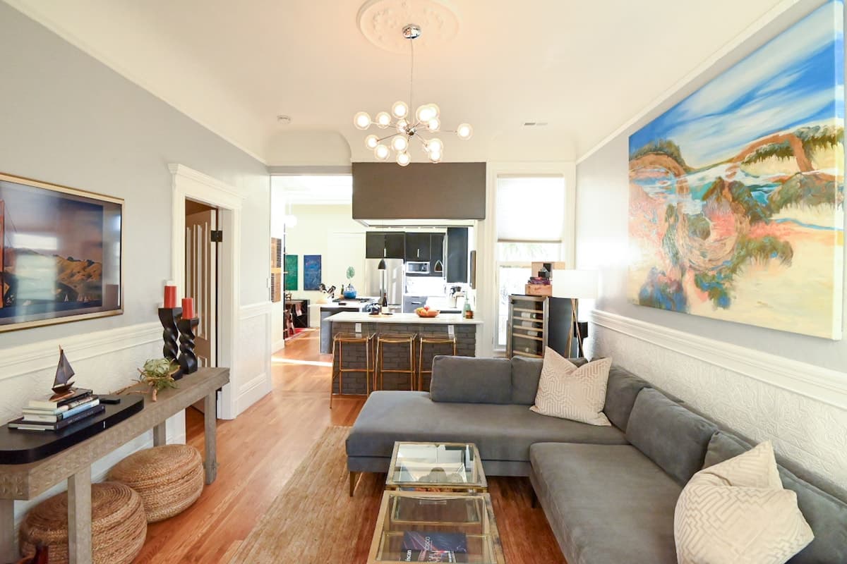 1880s Victorian Townhome, Heart of Mission - Photo 1