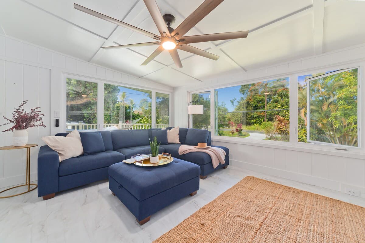 Home in Kealakekua · ★5.0 · 4 bedrooms · 7 beds · 1 private bath - Photo 3