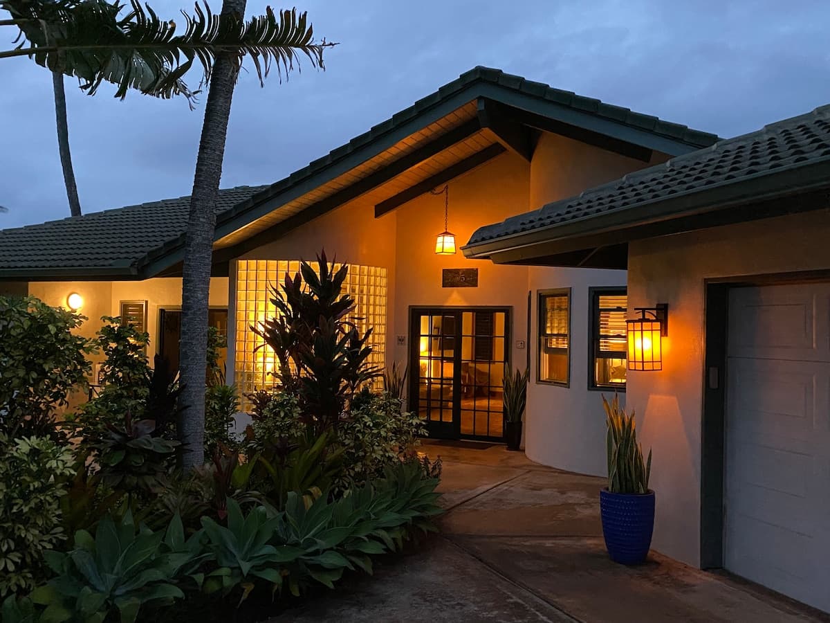 Home in Koloa · ★5.0 · 4 bedrooms · 6 beds · 3 baths - Photo 1