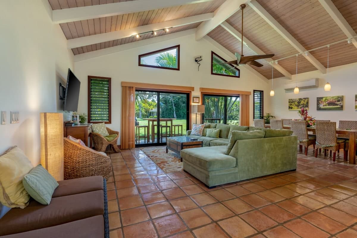 Home in Koloa · ★5.0 · 4 bedrooms · 6 beds · 3 baths - Photo 2