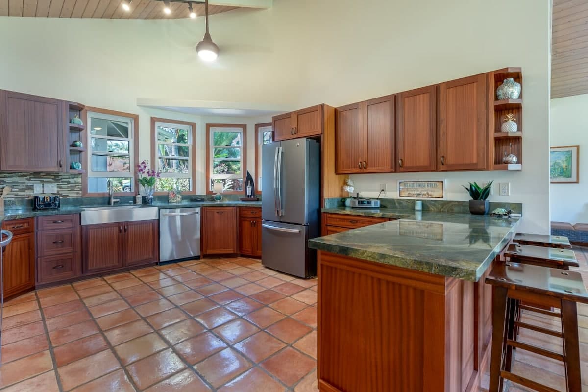 Home in Koloa · ★5.0 · 4 bedrooms · 6 beds · 3 baths - Photo 5