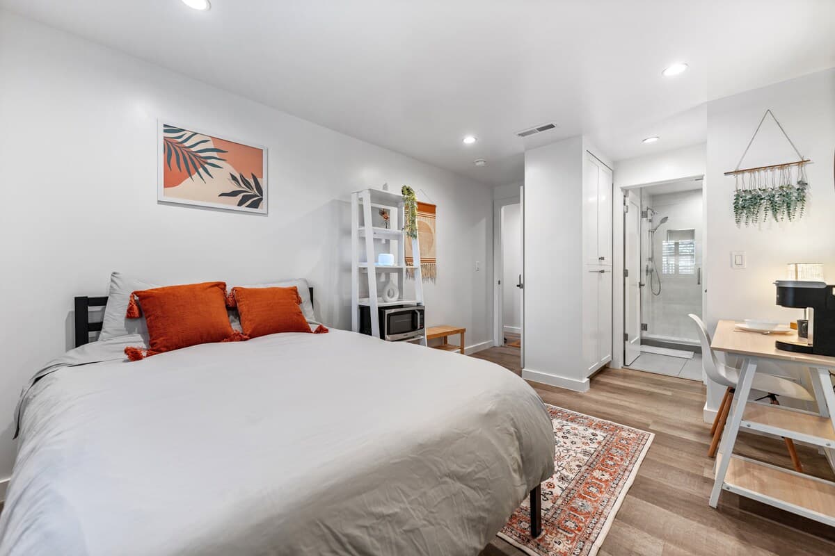 Boho Chic Studio Near Golden Gate Park/UCSF - Photo 2
