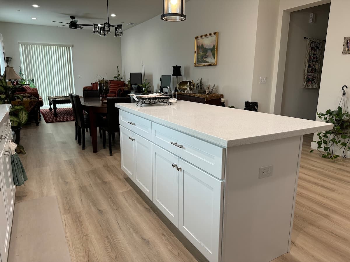 Home in Sacramento · ★4.95 · 4 bedrooms · 4 beds · 3 private baths - Photo 5