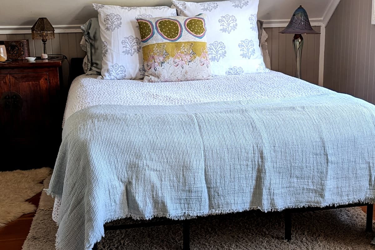 Home in Haiku-Pauwela · ★4.88 · 1 bedroom · 1 bed · 1 private bath - Photo 2
