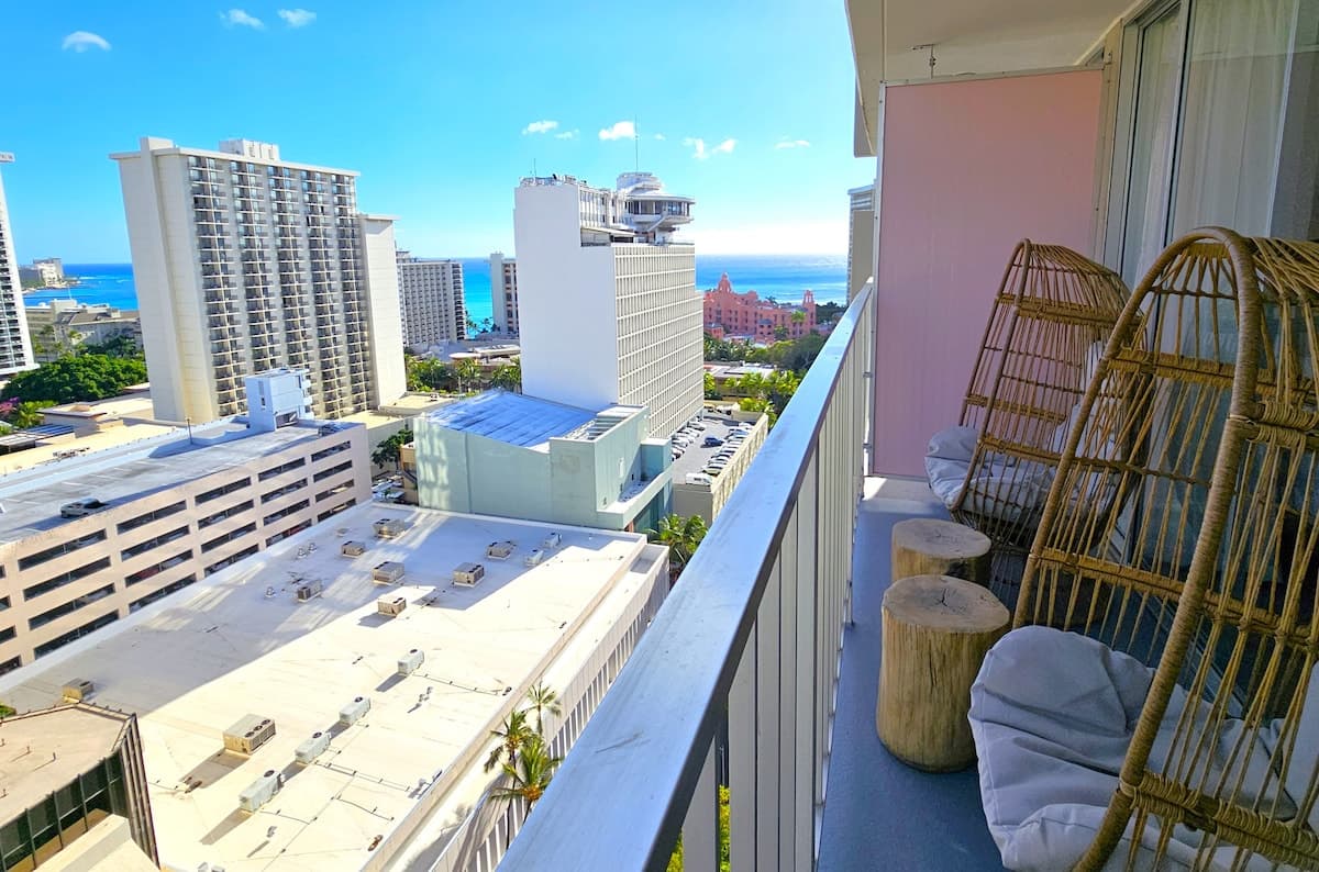 2 Queen+Sofa, Free Parking, New Renovation, View! - Photo 1