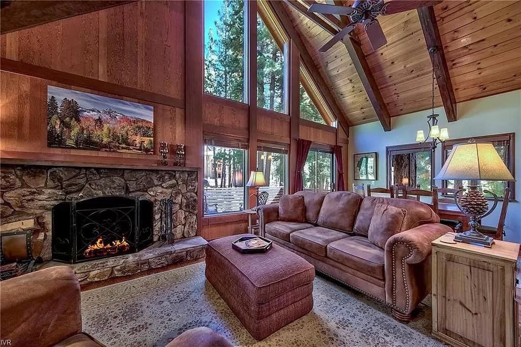 Home in Incline Village · ★4.47 · 3 bedrooms · 4 beds · 2 private baths - Photo 1