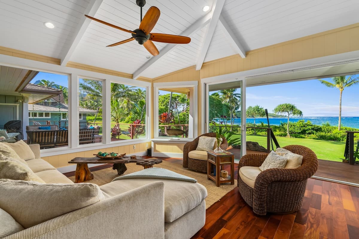 Home in Anahola · ★4.91 · 4 bedrooms · 6 beds · 4 baths - Photo 2