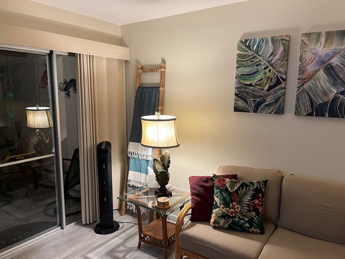 Townhouse in Kailua-Kona · ★4.62 · 2 bedrooms · 2 beds · 2 private baths - Photo 5