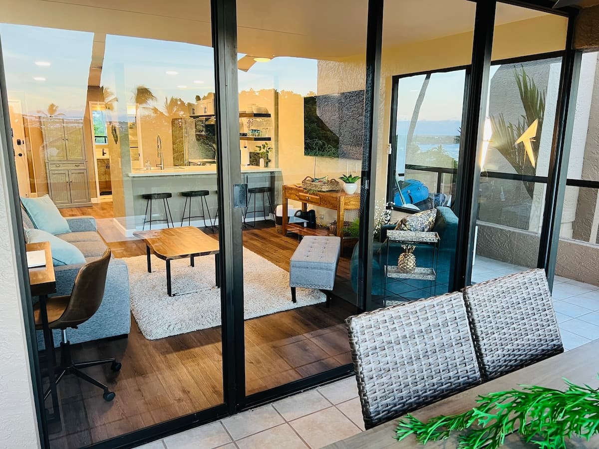 1bd/2 full ba spacious panoramic ocean/mtn view! - Photo 4