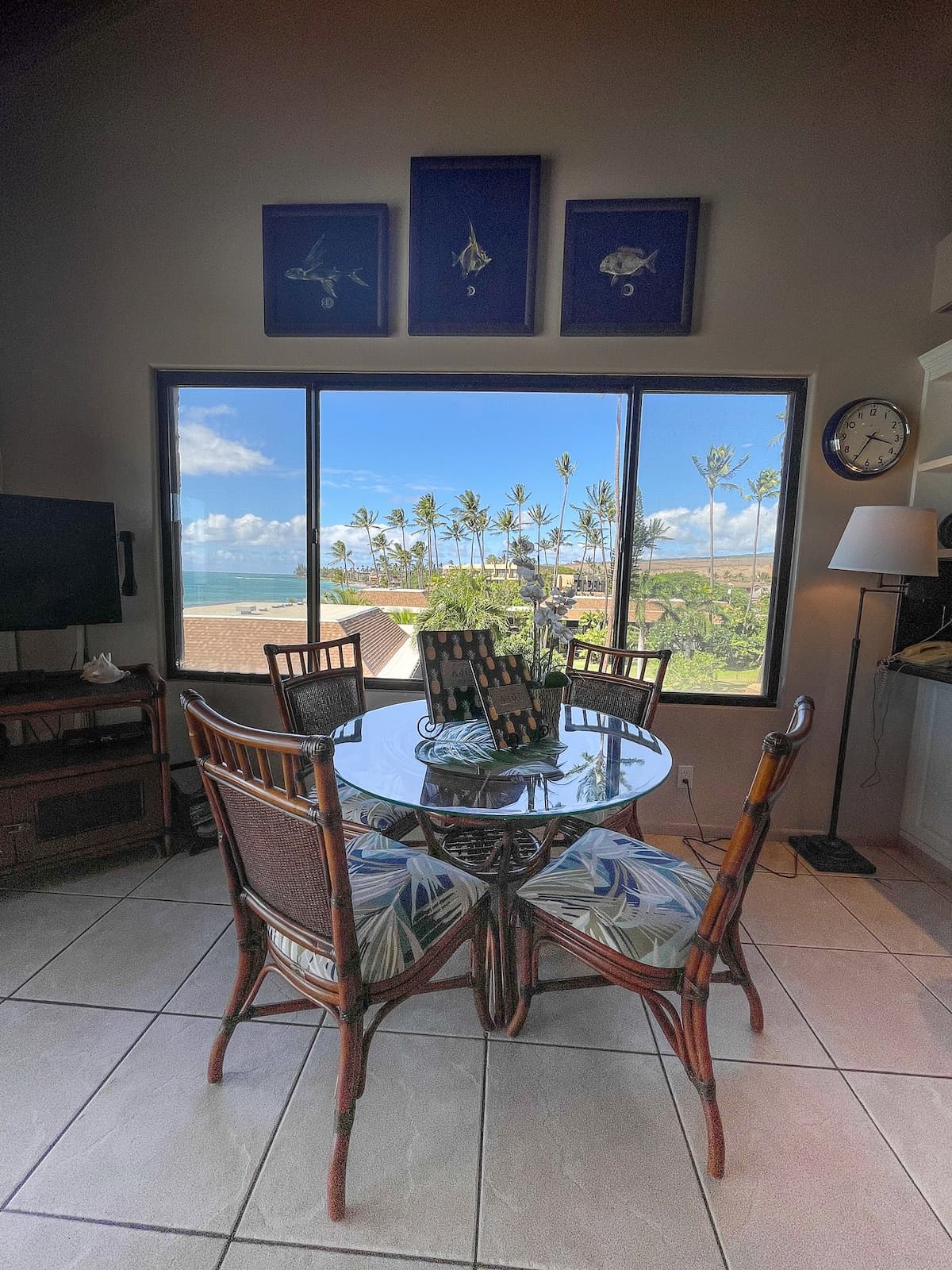 Condo in Lahaina · ★4.79 · 2 bedrooms · 5 beds · 2 baths - Photo 4