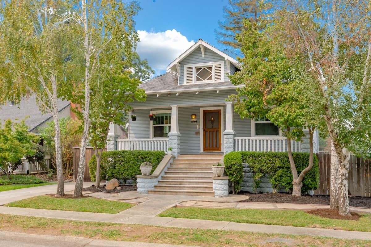 Charming Craftsman Near UC Davis Medical - Photo 1