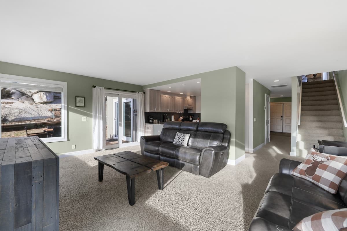 Home in Glenbrook · ★4.92 · 4 bedrooms · 5 beds · 4 private baths - Photo 4