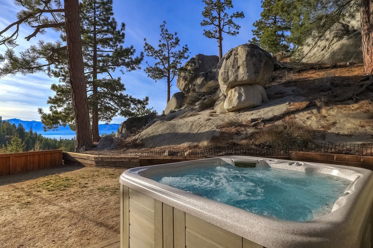 Home in Glenbrook · ★4.92 · 4 bedrooms · 5 beds · 4 private baths - Photo 1