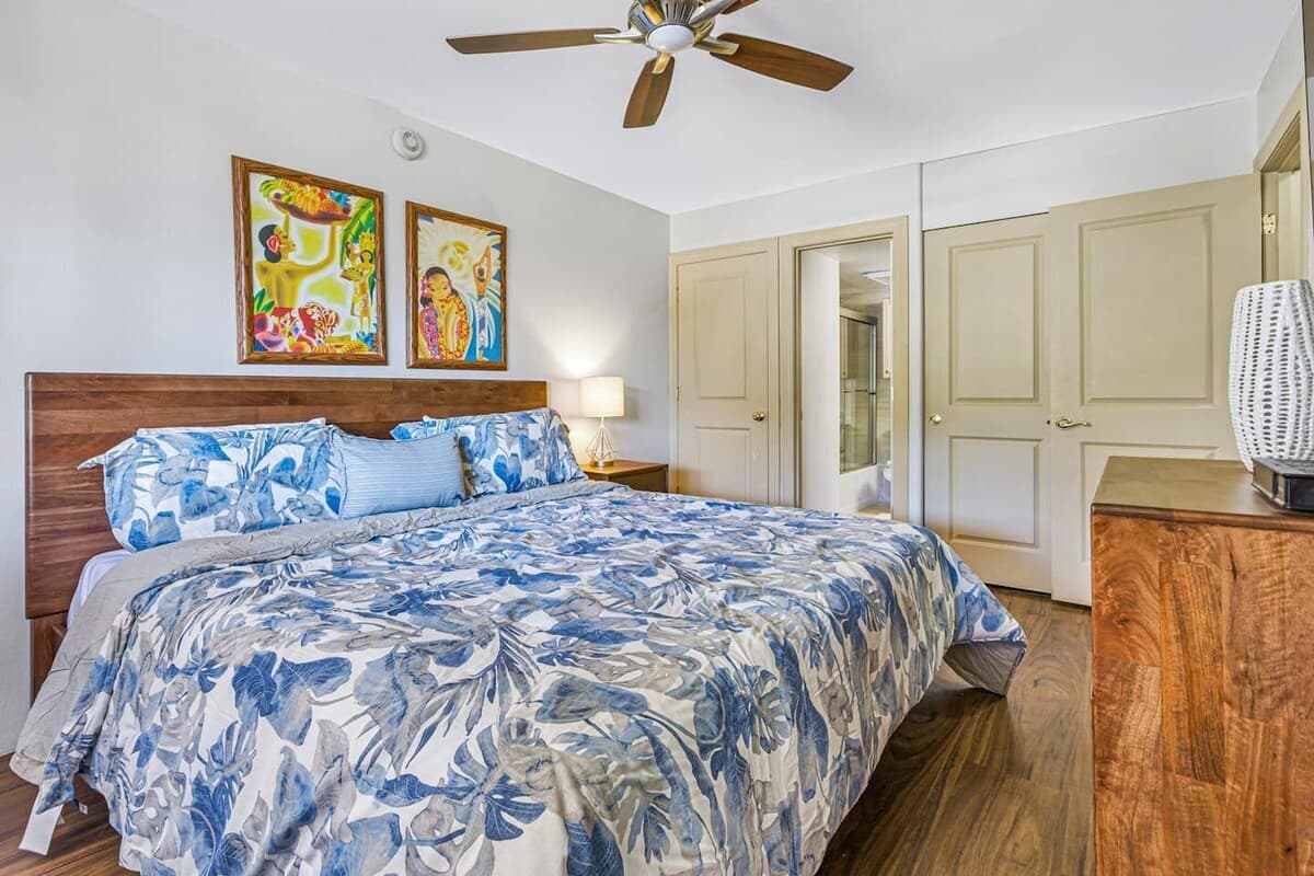 Condo in Kihei · ★4.84 · 1 bedroom · 2 beds · 2 private baths - Photo 5