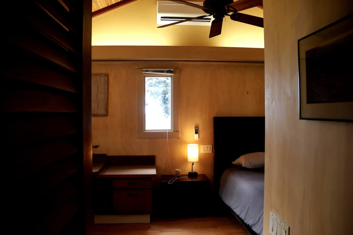 Zen Cozy Private Vacation House - Photo 4