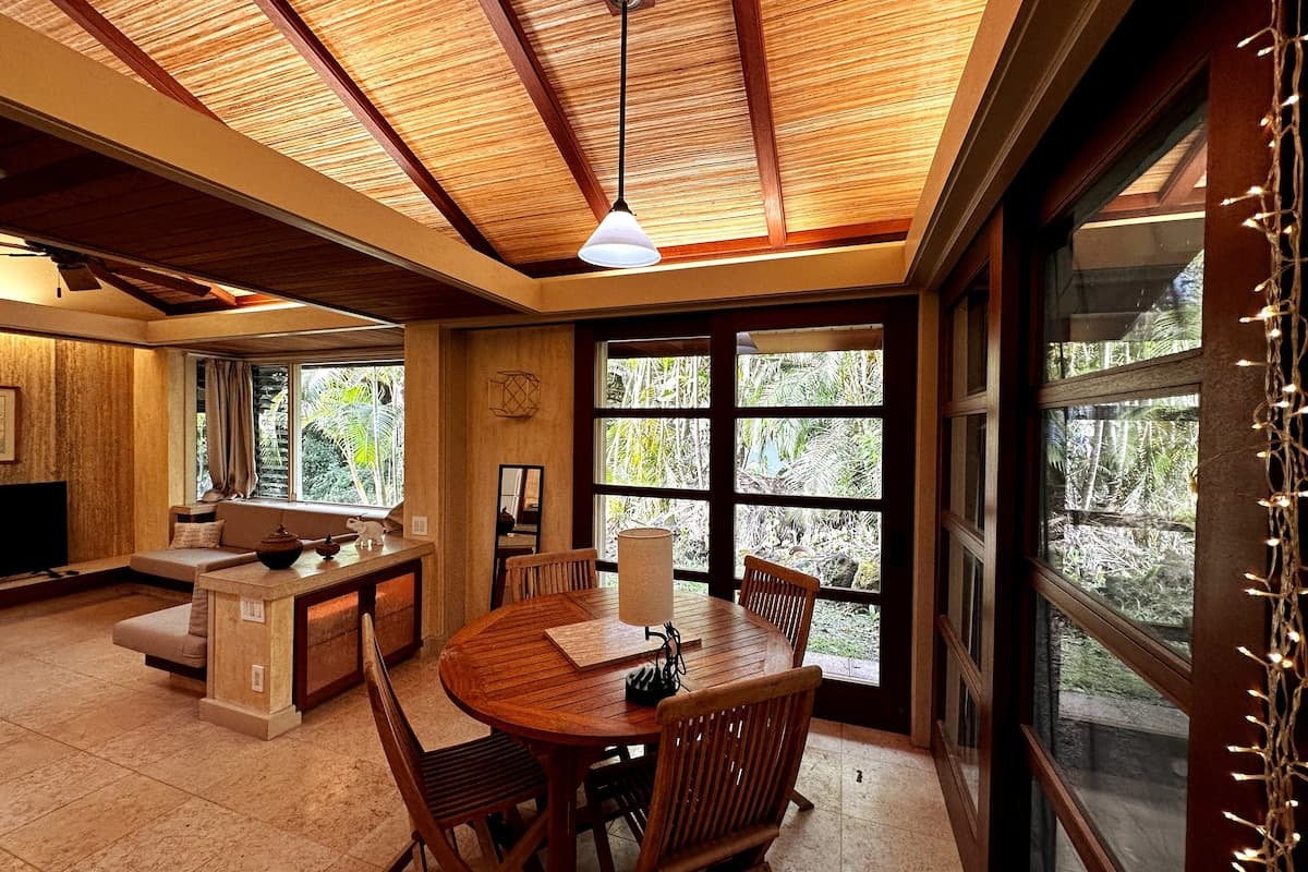 Zen Cozy Private Vacation House - Photo 3