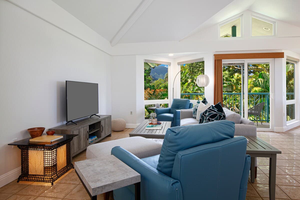 Home in Princeville · ★5.0 · 3 bedrooms · 4 beds · 3 baths - Photo 3