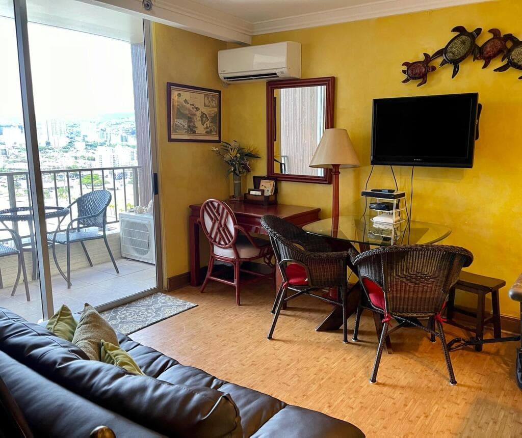 June ONLY $135/night -Premium Waikiki Studio Condo - Photo 1