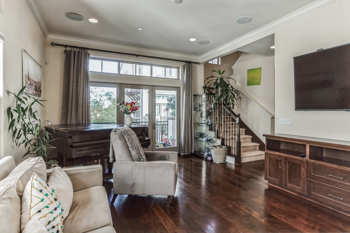 Silicon Valley Luxury Townhome, Private Oasis - Photo 4