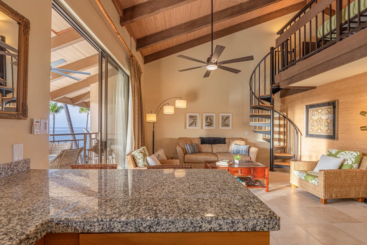 Luxury Oceanside Stay! - Photo 3