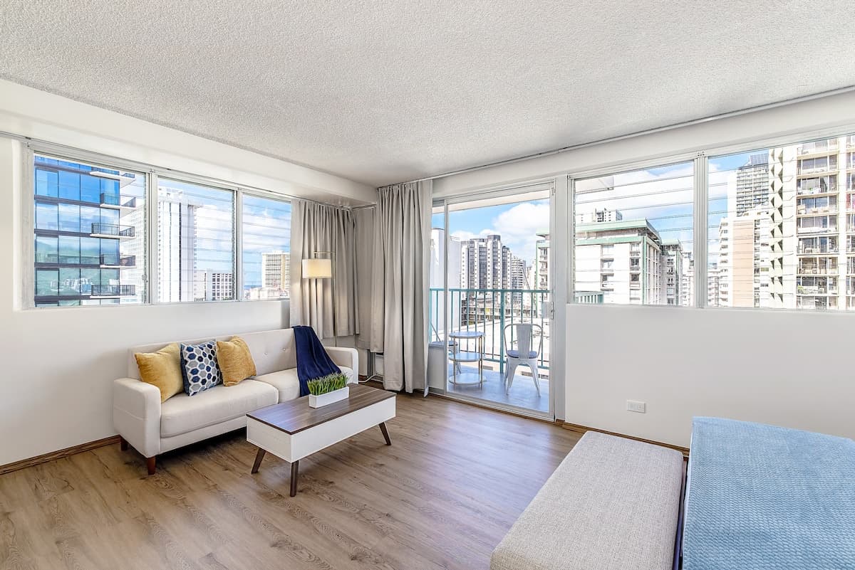 Quaint Studio in Central Waikiki - Photo 2