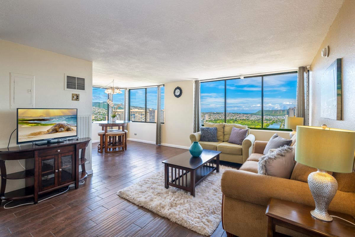 HM PH 303 Comfy Penthouse in Waikiki - Sleeps 6 - Photo 4