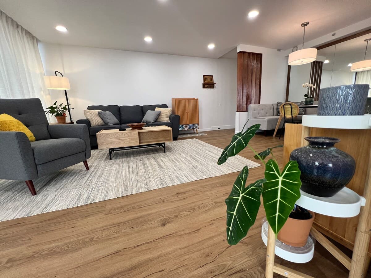 Gorgeous Waikiki Condo! - Photo 3