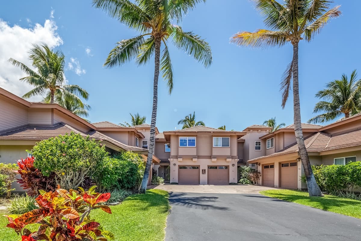 Condo in Waikoloa Village · ★5.0 · 2 bedrooms · 4 beds · 2.5 baths - Photo 1