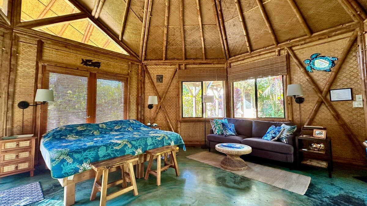 Coastal Jungle Bamboo Cottage ~ 3 - Photo 2