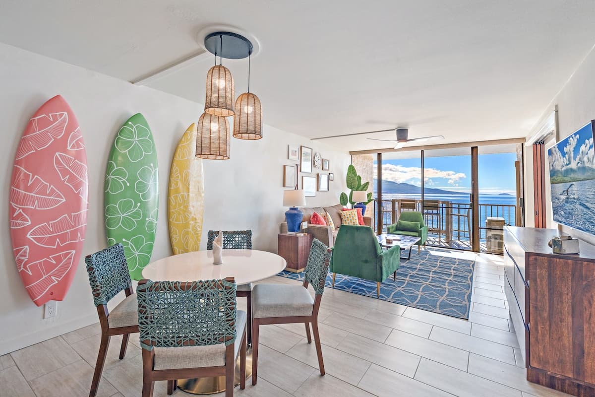 Condo in Wailuku · ★4.93 · 2 bedrooms · 3 beds · 2 private baths - Photo 1