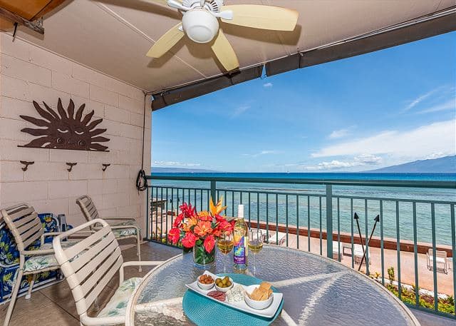 Lovely 1-BR Ocean Front Condo with split AC - Photo 1