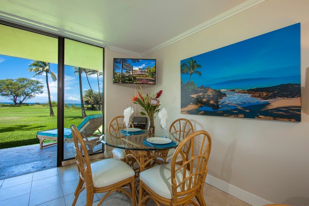 Ocean beachfront Luana Kai A103 updatedcondo Maui - Photo 5