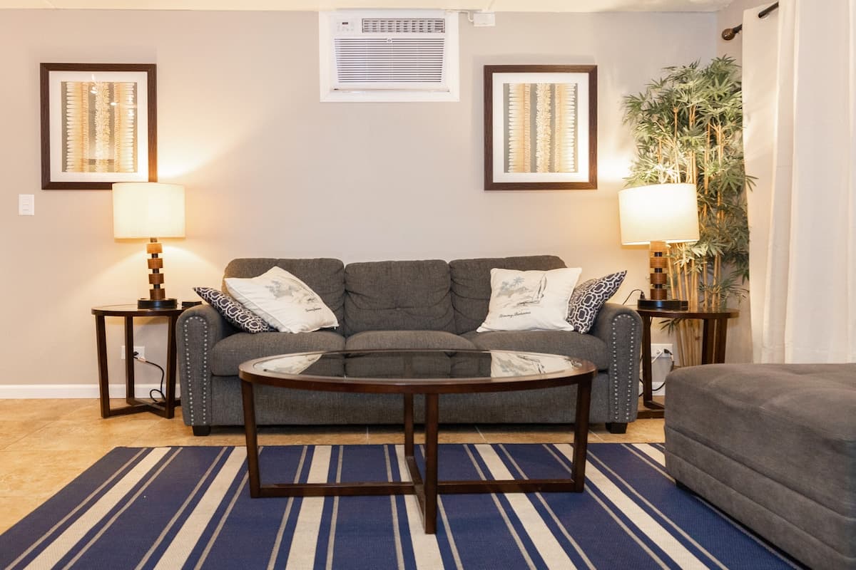 Condo in Kihei · ★4.76 · 1 bedroom · 2 beds · 1 private bath - Photo 4