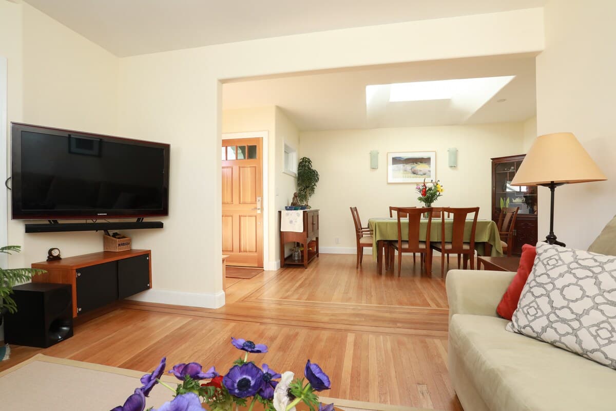Bright 3BR Home Near Balboa Park & City College - Photo 2