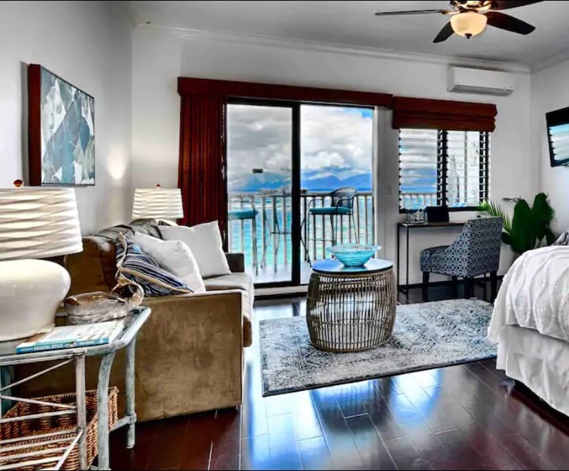 Condo in Lahaina · ★4.85 · Studio · 1 bed · 1 bath - Photo 3