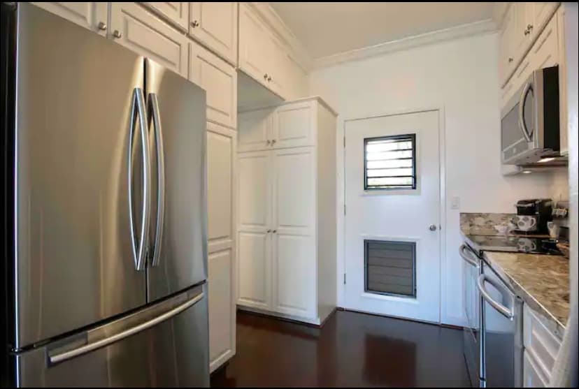 Condo in Lahaina · ★4.85 · Studio · 1 bed · 1 bath - Photo 5
