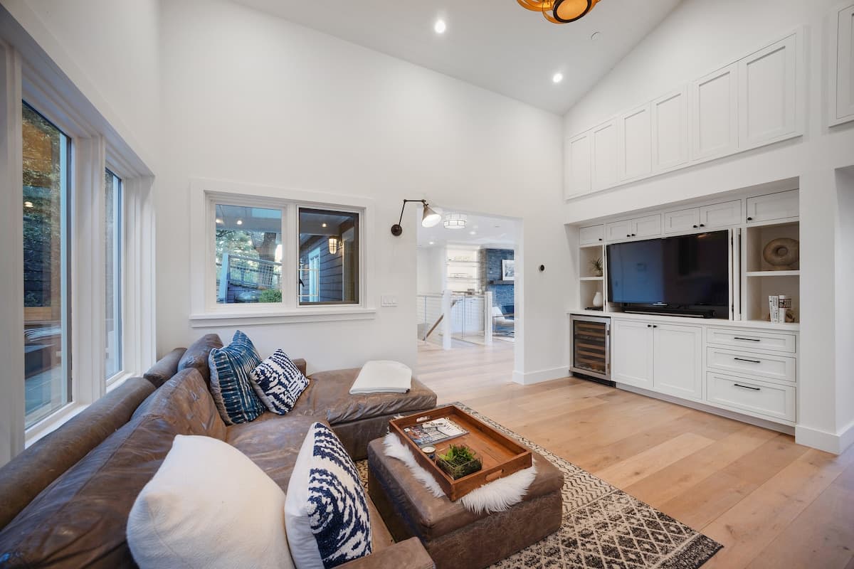 Luxury Mill Valley Home with Golf Course Views - Photo 5