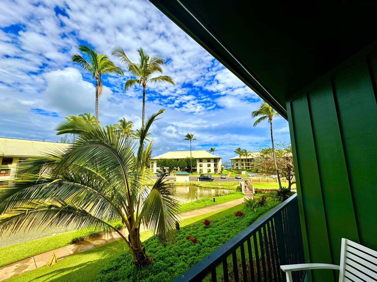 Lagoon View Resort Retreat - Photo 5