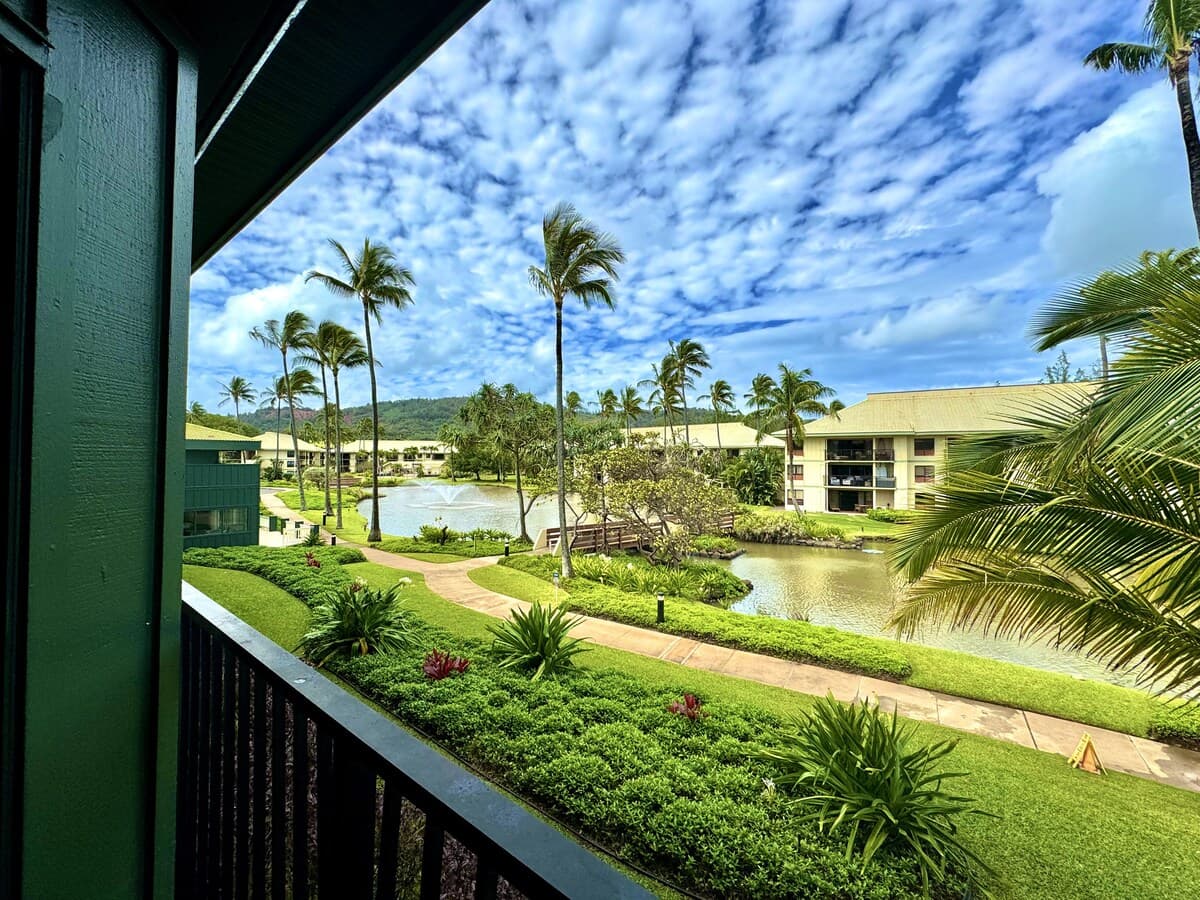 Lagoon View Resort Retreat - Photo 4