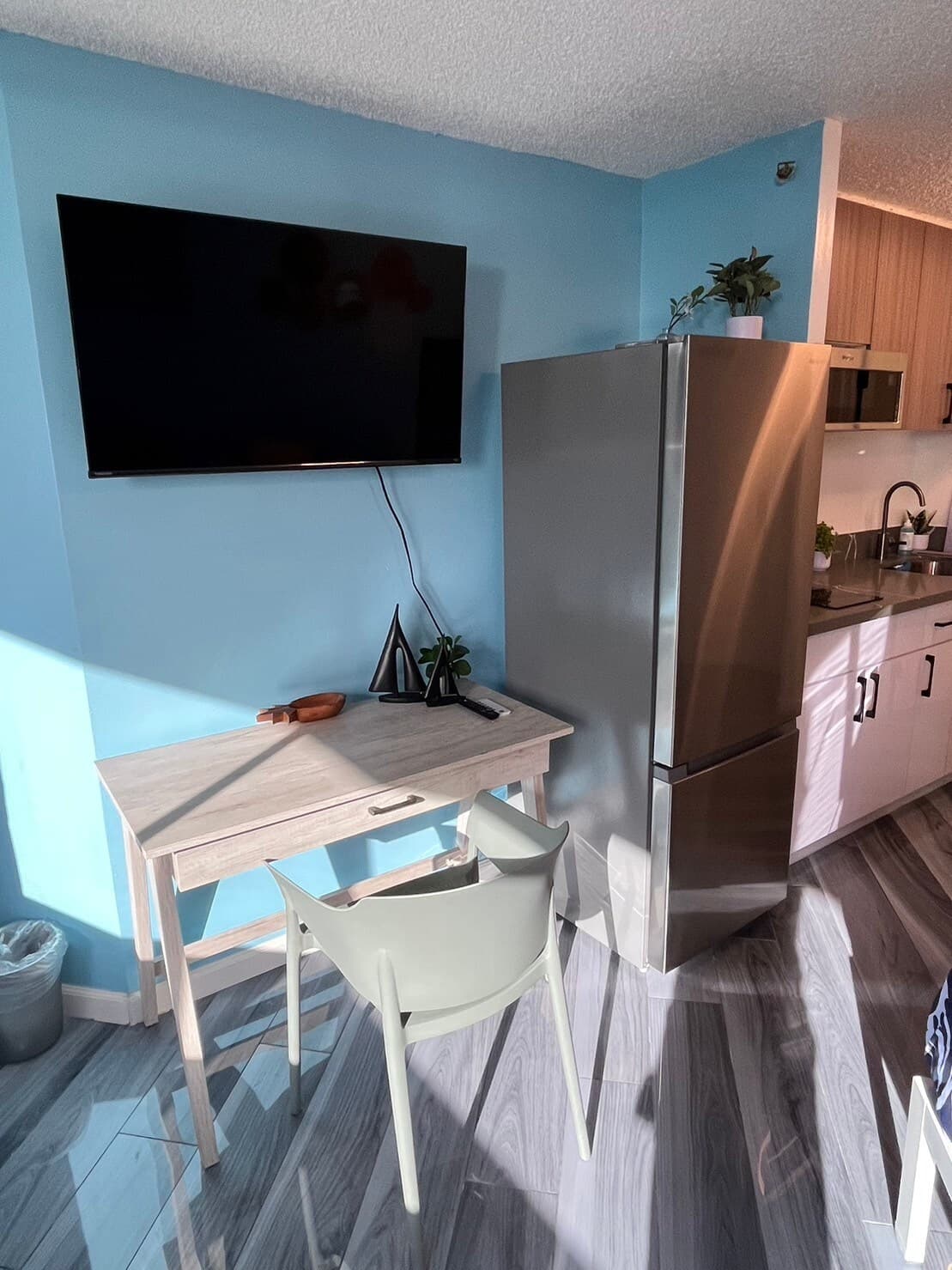 Condo in Honolulu · ★4.56 · 1 bedroom · 1 bed · 1 private bath - Photo 2