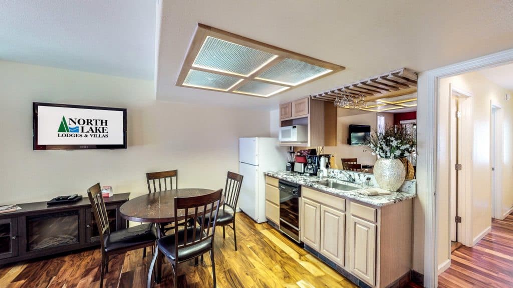 Villa in Incline Village · ★4.63 · 2 bedrooms · 2 beds · 2 private baths - Photo 4
