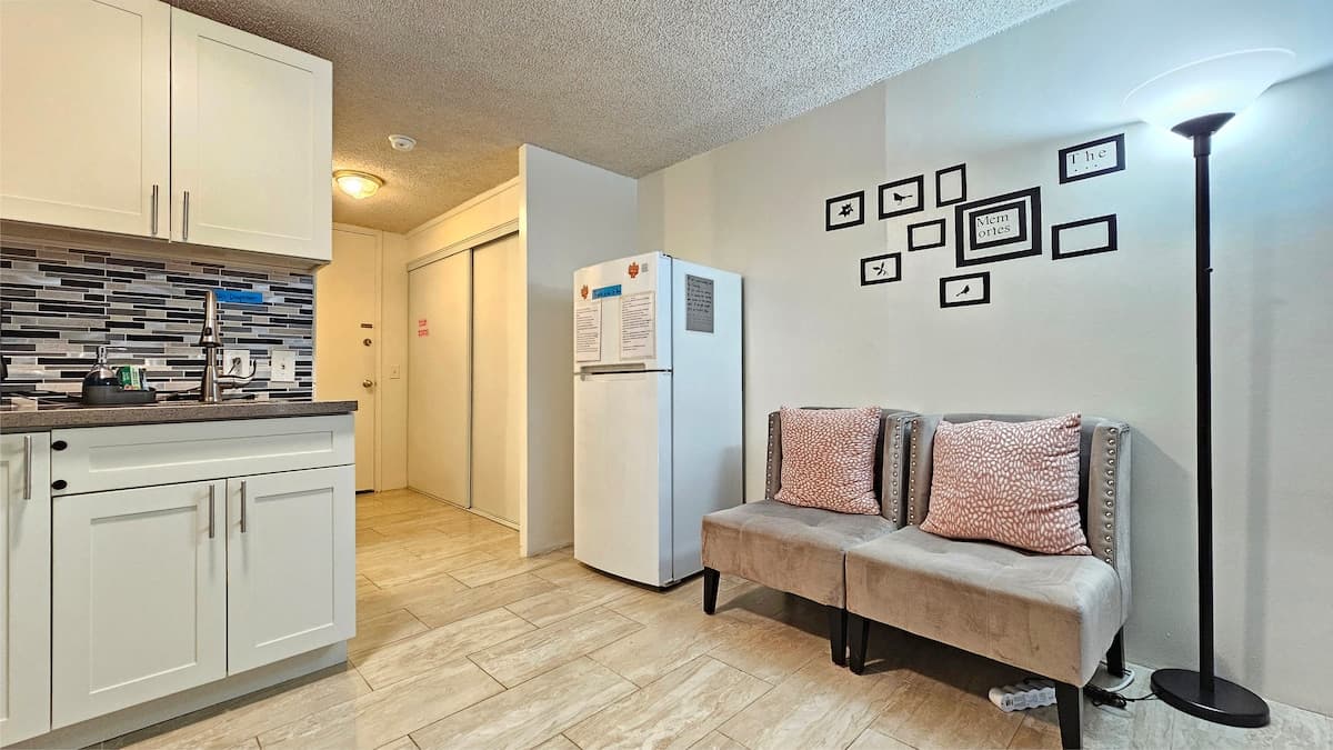 TWP 309 Studio near Waikiki Beach w/Free parking - Photo 2