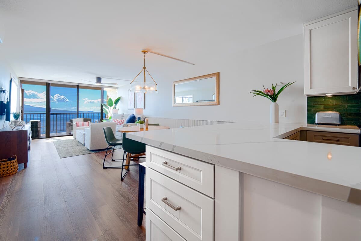 Condo in Wailuku · ★4.89 · 2 bedrooms · 3 beds · 2 shared baths - Photo 4