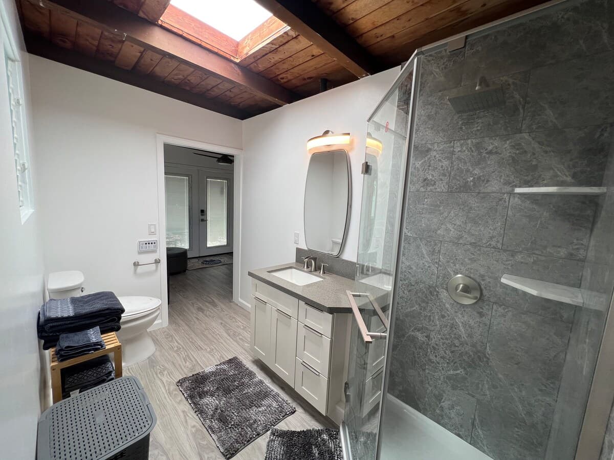 Guesthouse in Kailua · ★4.97 · 1 bedroom · 2 beds · 1.5 private baths - Photo 5