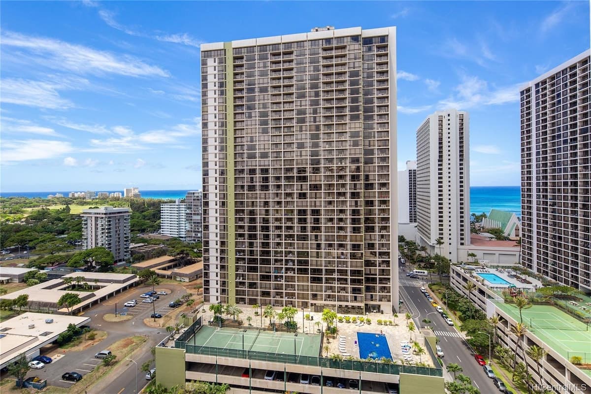 25FL- Beautiful Island Style 1BR Condo~ - Photo 2
