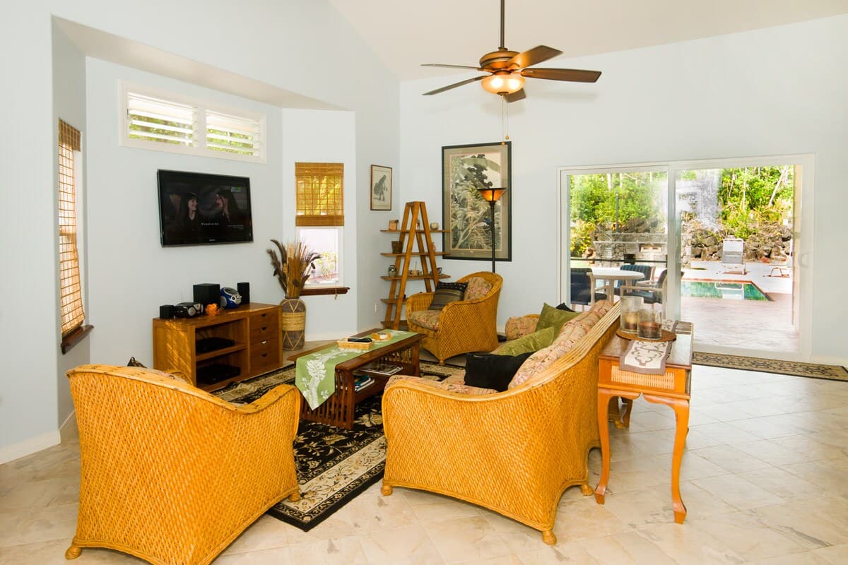 Home in Keaau · ★4.96 · 3 bedrooms · 4 beds · 2 private baths - Photo 2
